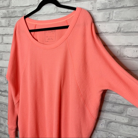 Free People We The Free Love Bug Thermal Coral size L - Picture 4 of 7